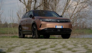 Opel Grandland Electric: un mese col fotovoltaico. Consumi e costi reali