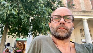 "Prima assunto a tempo indeterminato, dopo soli 5 giorni la rettifica”: l’incubo del prof precario - la Repubblica