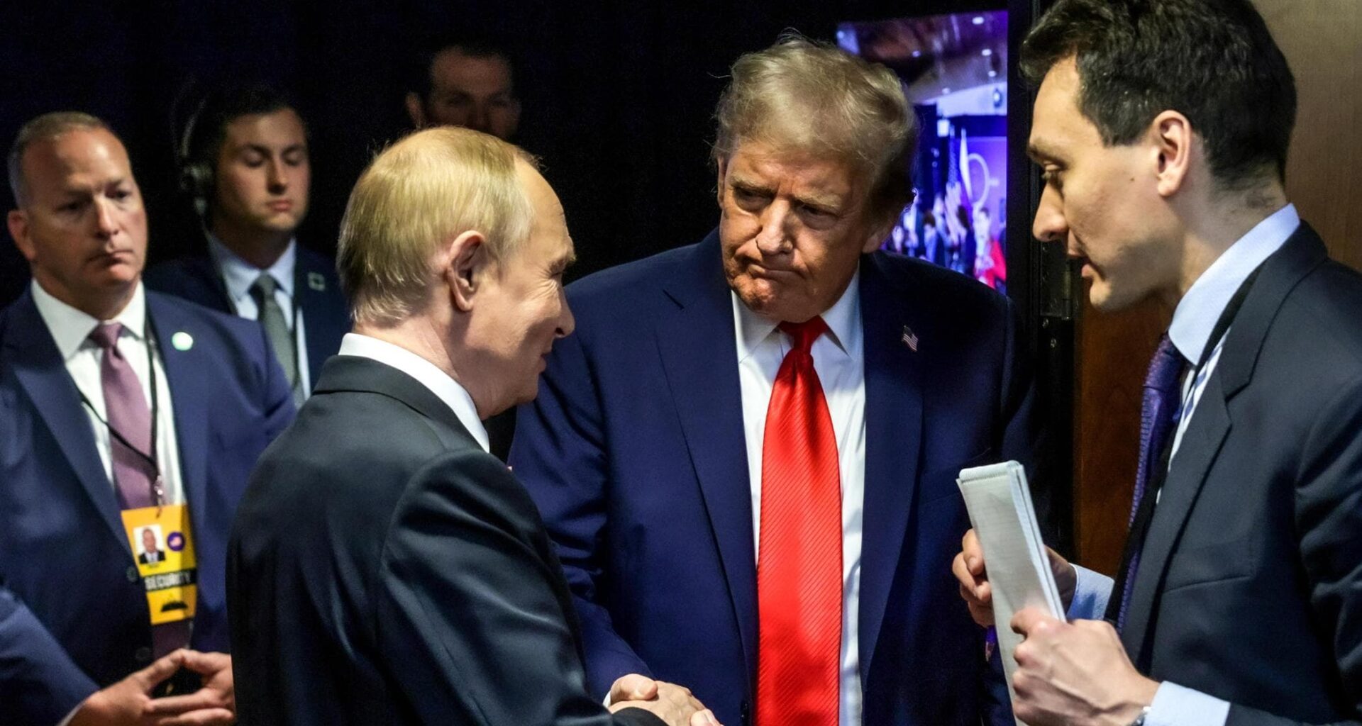 Stampa Usa e ucraina sul vertice Putin-Trump: "Imbarazzante” e “disgustoso”. E quella russa plaude - la Repubblica
