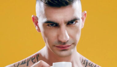 È morto Jesto. Il rapper romano figlio di Stefano Rosso aveva 40 anni. Il tributo di Fedez: "Leggenda del rap"