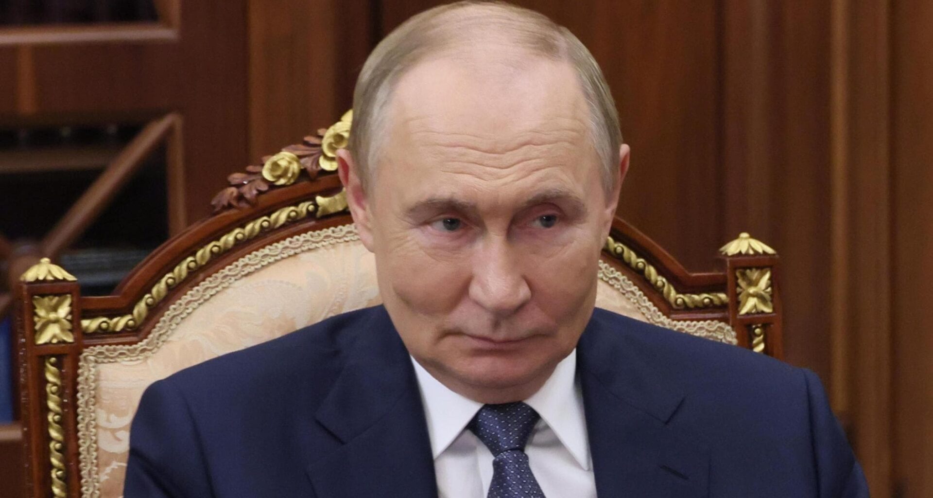 Putin e il mistero del “contenitore per le feci” che si sarebbe portato al vertice in Alaska - la Repubblica