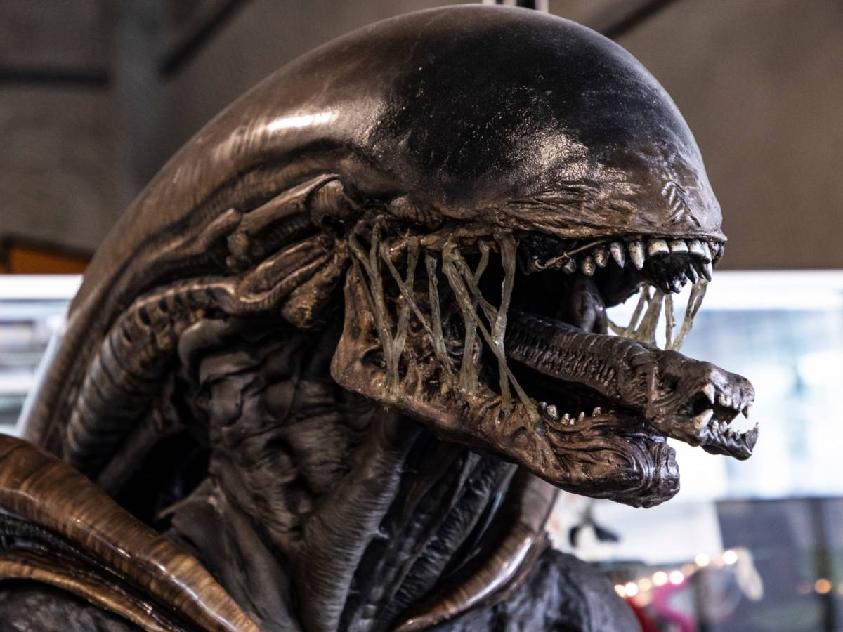 Alien: Pianeta Terra su Disney+, tra nuovi ibridi e il ricordo che siamo mortali