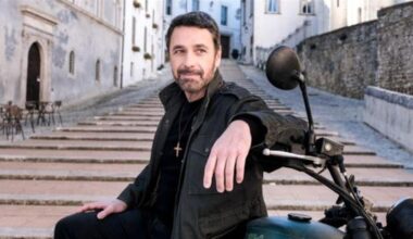 Raoul Bova deposita il marchio "Occhi spaccanti" per evitare la diffusione dell'audio