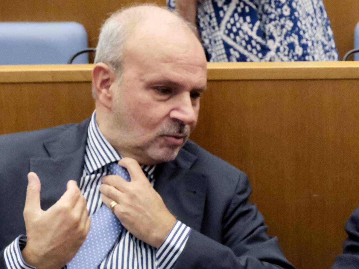 Schillaci, stop ai tecnici. "Irritazione" di Meloni
