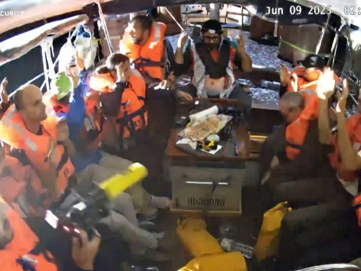 La nuova flotilla di Greta Thunberg per Gaza partirà anche dall'Italia: il supporto di Barbero e Zerocalcare