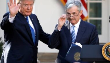 I timori di Trump dopo il venerdì nero: "Powell resterà alla guida della Fed". Ma poi piazza una sua fedelissima