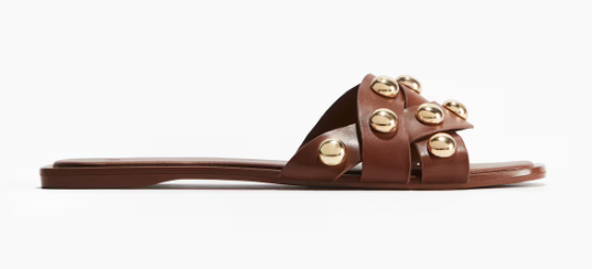 Sandali bassi intrecciati con borchie in metallo, H&M