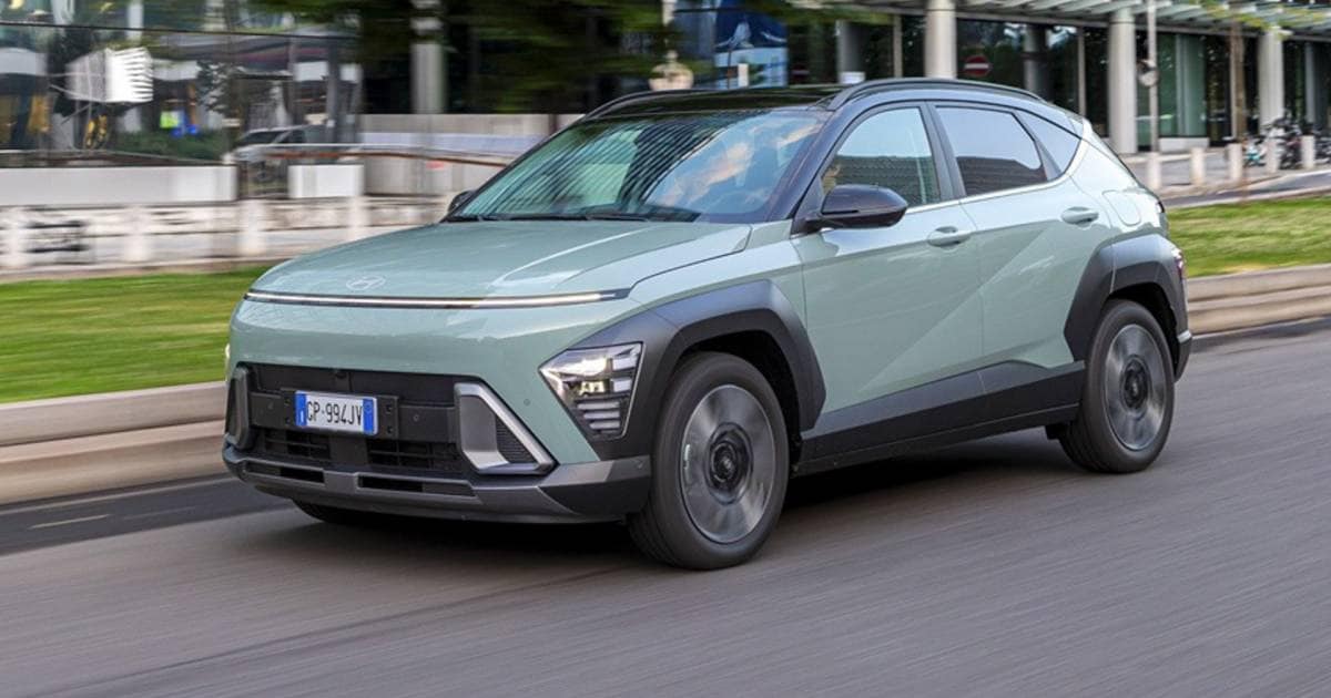 Nuova Hyundai Kona 2026: motori, prezzo