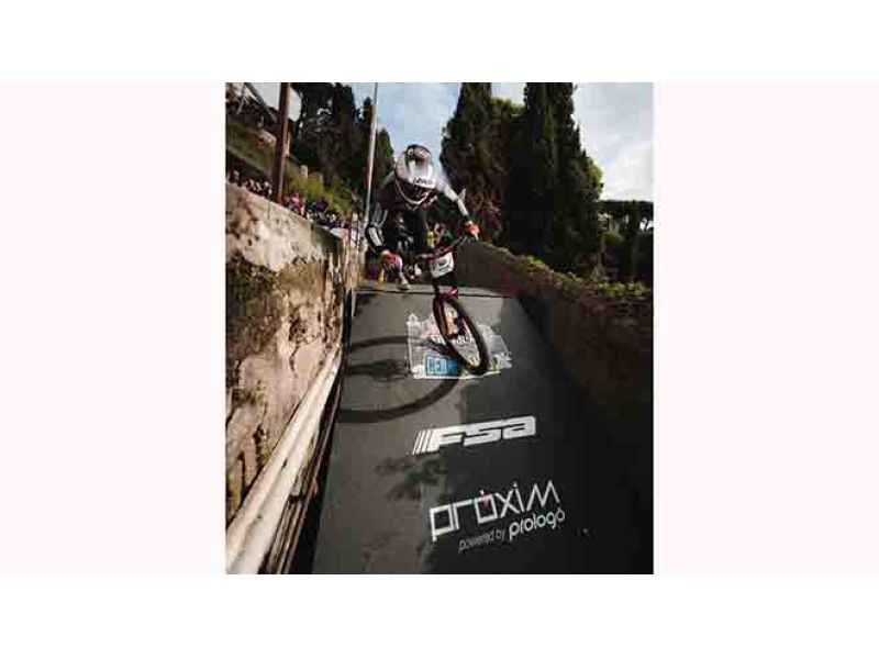 FSA ANCORA UNA VOLTA PARTNER TECNICO DI RED BULL CERRO ABAJO