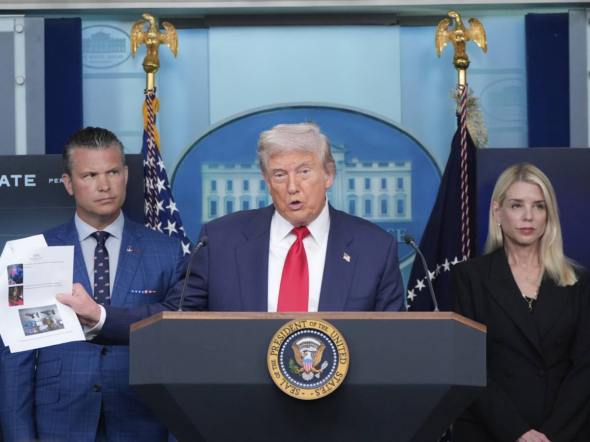 Trump: "In Alaska non ci sarà Zelensky. A Putin dirò che la guerra deve finire". Mercoledì vertice Ue
