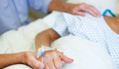 Fine vita, domande di aiuto in aumento: nell’ultimo anno 185 chiamate al numero bianco - Salute e Benessere