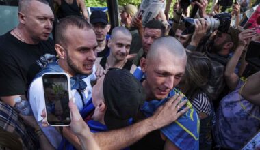 C'è stato un nuovo scambio di prigionieri russi e ucraini: alcuni di questi erano detenuti in Russia fin dal 2014