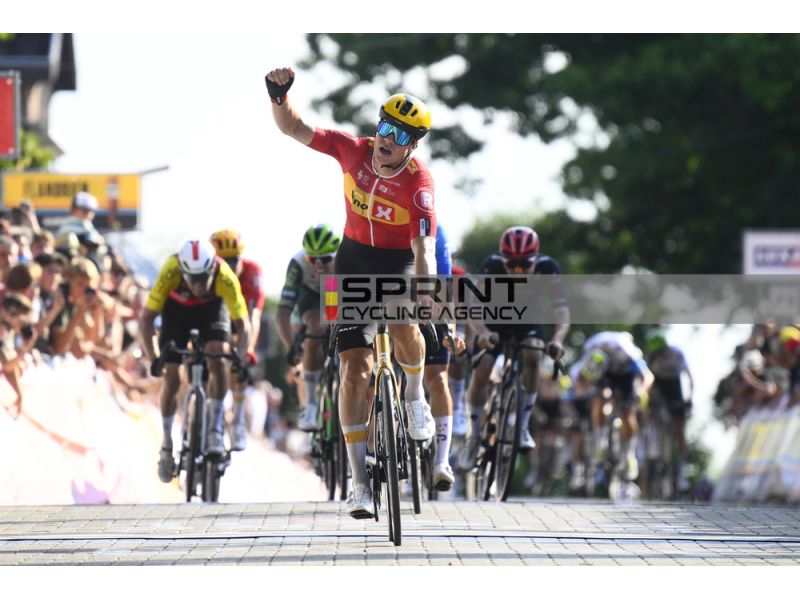 CIRCUITO FRANCO-BELGA. ABRAHAMSEN TRIONFA SUL MONT DE L'ENCLUS, DOVE ANTICIPA IL RIENTRO DI STRONG