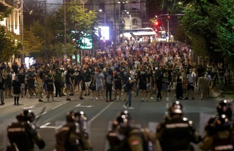 Le proteste in Serbia