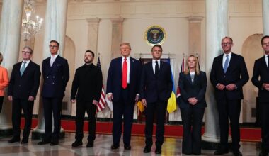Lodo Nato, asse Roma-Berlino-Londra. Macron rosica: vuole truppe al fronte - La Verità