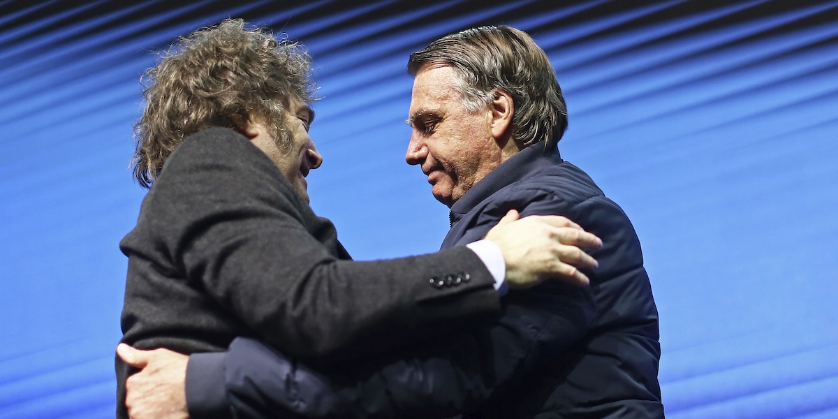 La polizia brasiliana ha detto che l'ex presidente Jair Bolsonaro voleva chiedere asilo politico in Argentina