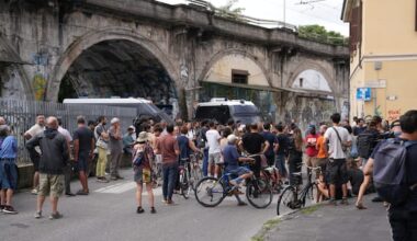 Milano, sgomberato storico centro sociale Leoncavallo