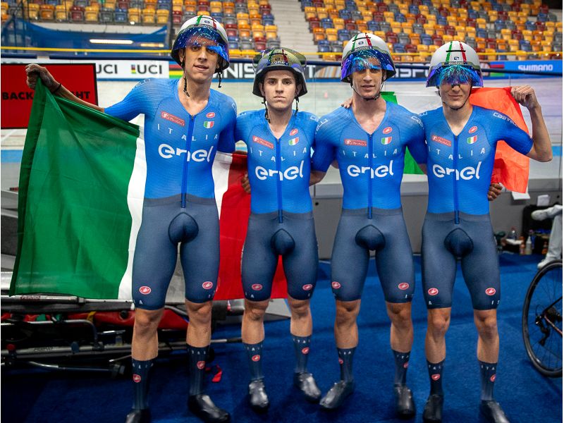 MONDIALI PISTA JUNIORES. IL QUARTETTO MASCHILE SI CONFERMA SUL TETTO DEL MONDO GALLERY