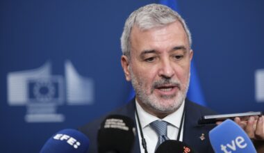 Israele ha vietato l'ingresso al sindaco di Barcellona, poche ore prima della sua partenza per Gerusalemme e la Cisgiordania