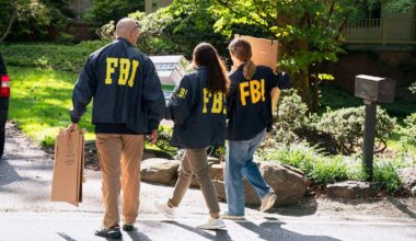 L'FBI ha perquisito la casa di John Bolton, noto funzionario Repubblicano ed ex consigliere di Trump, poi diventato suo oppositore