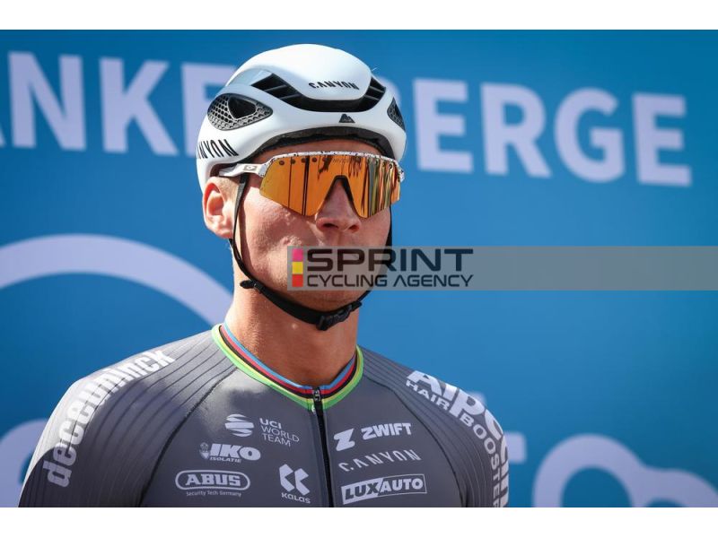 RENEWI TOUR. VAN DER POEL ANTICIPA DE LIE E WELLENS. 5° BETTIOL