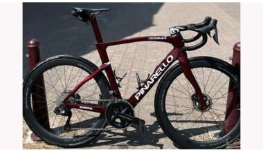 LA VUELTA. RUBATI BICI ED EFFETTI PERSONALI AL MANAGER DELLA SHIMANO