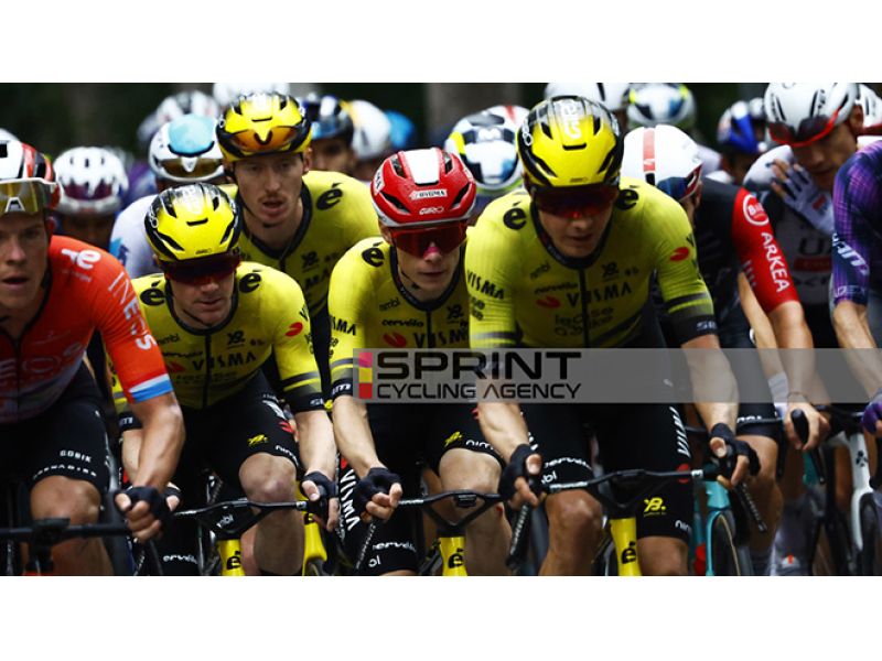 LA VUELTA. RUBATE 18 BICI DELLA VISMA LEASE A BIKE PER UN VALORE DI 250.000 EURO