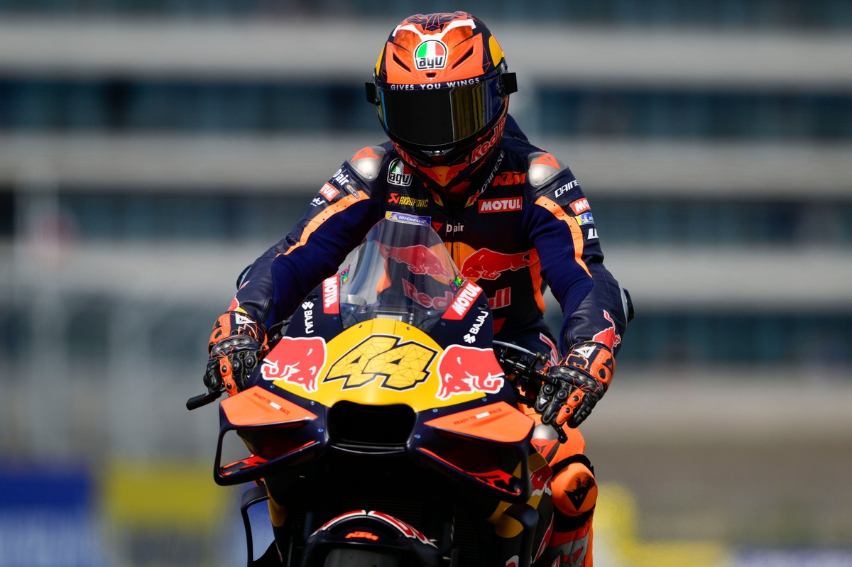 Pol Espargaro: "Non è normale che Bagnaia lotti con me, ma tornerà"
