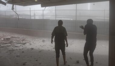 Gaza, missile di Israele sull’ospedale: morti 5 reporter. Vaticano sconvolto - La Verità