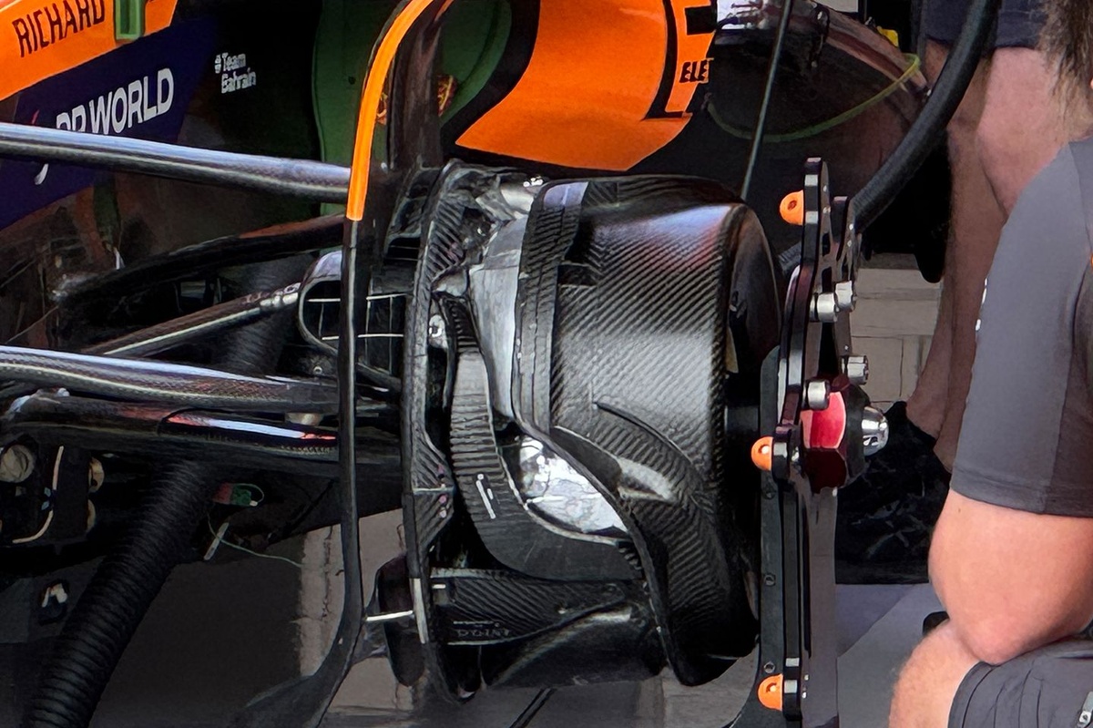 McLaren regina delle curve medio veloci: un segreto è nei cestelli