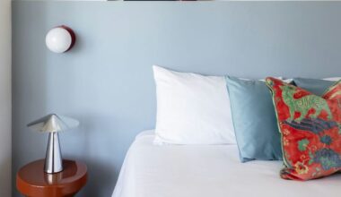Il bilocale blu di 40 metri quadrati a Firenze
