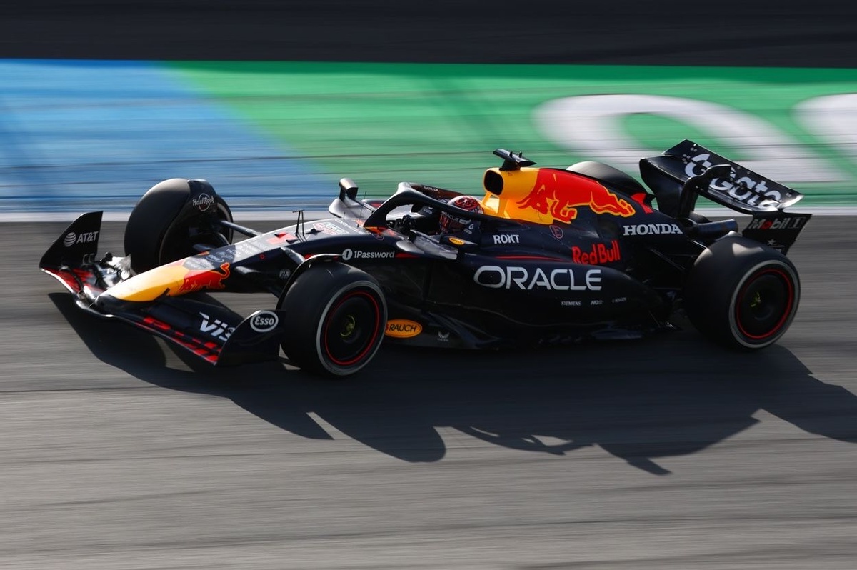 Red Bull divisa e con i "soliti problemi": Marko spera nel podio, Max frena