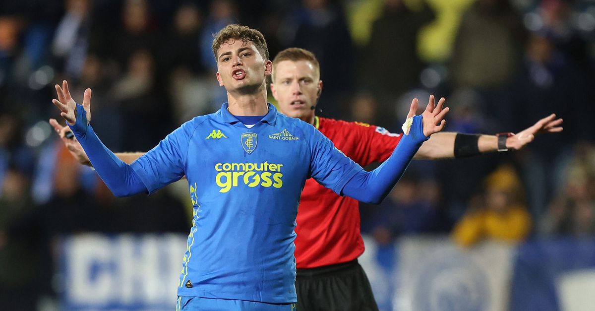 Calciomercato Serie A, Esposito verso il Parma, Nzola al Pisa