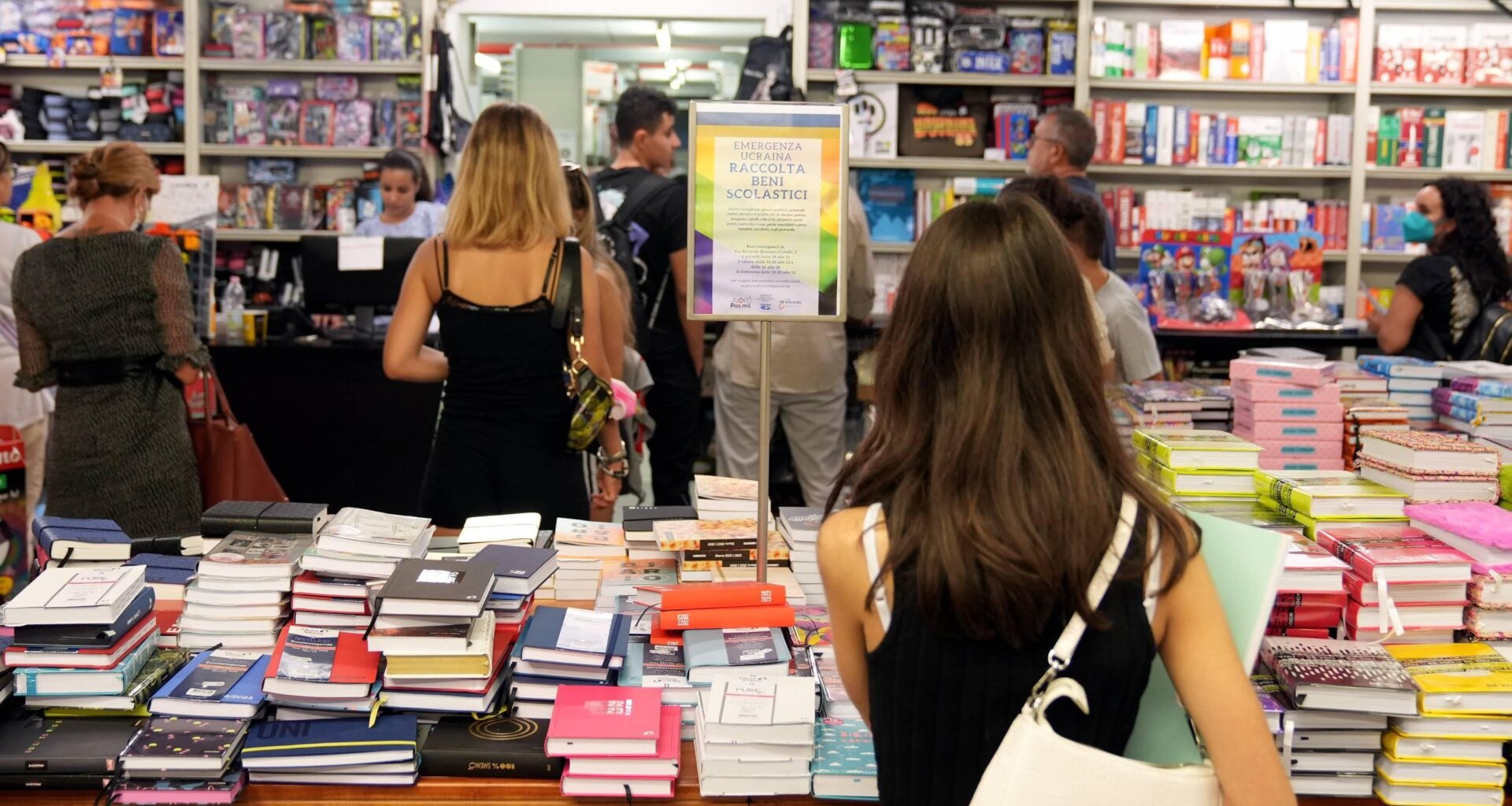 Scuola, il rientro costa caro: aumenti su libri, penne, matite e carta. Ma si può risparmiare