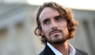 "Non sono ancora migliori di Federer e Nadal". Le lacrime per Roger