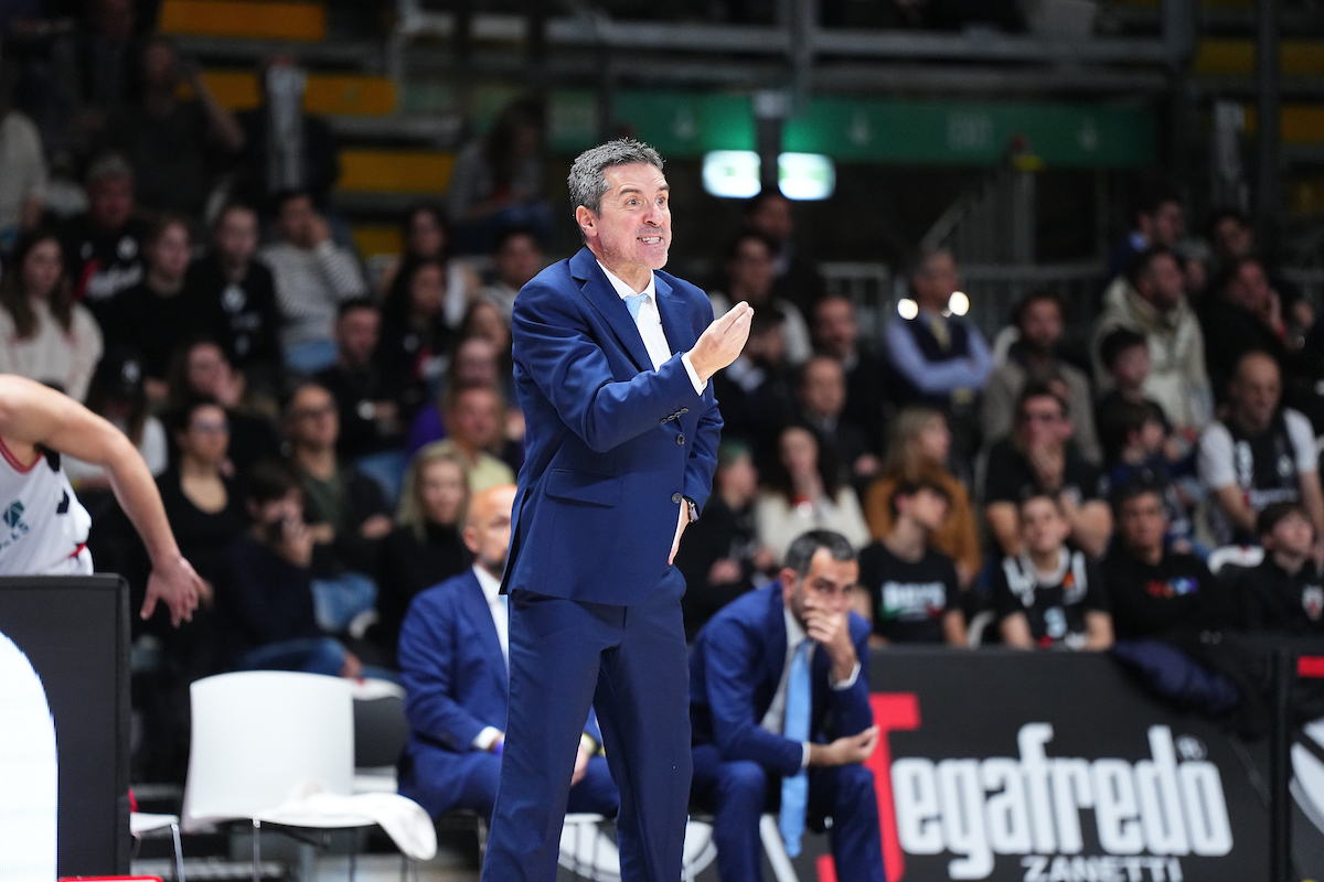 Reggio Emilia, il punto di coach Priftis: "Siamo all'inizio di una strada lunga da percorrere tutti insieme"
