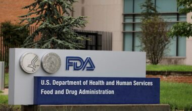 Vinay Prasad torna alla guida della regolamentazione dei vaccini alla FDA pochi giorni dopo aver lasciato l'agenzia
