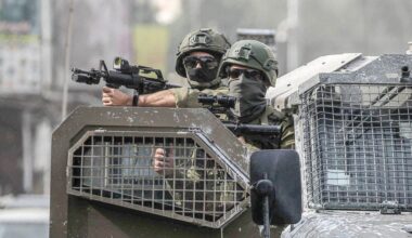 Esercito israeliano inizia la prima fase dell’invasione di Gaza City