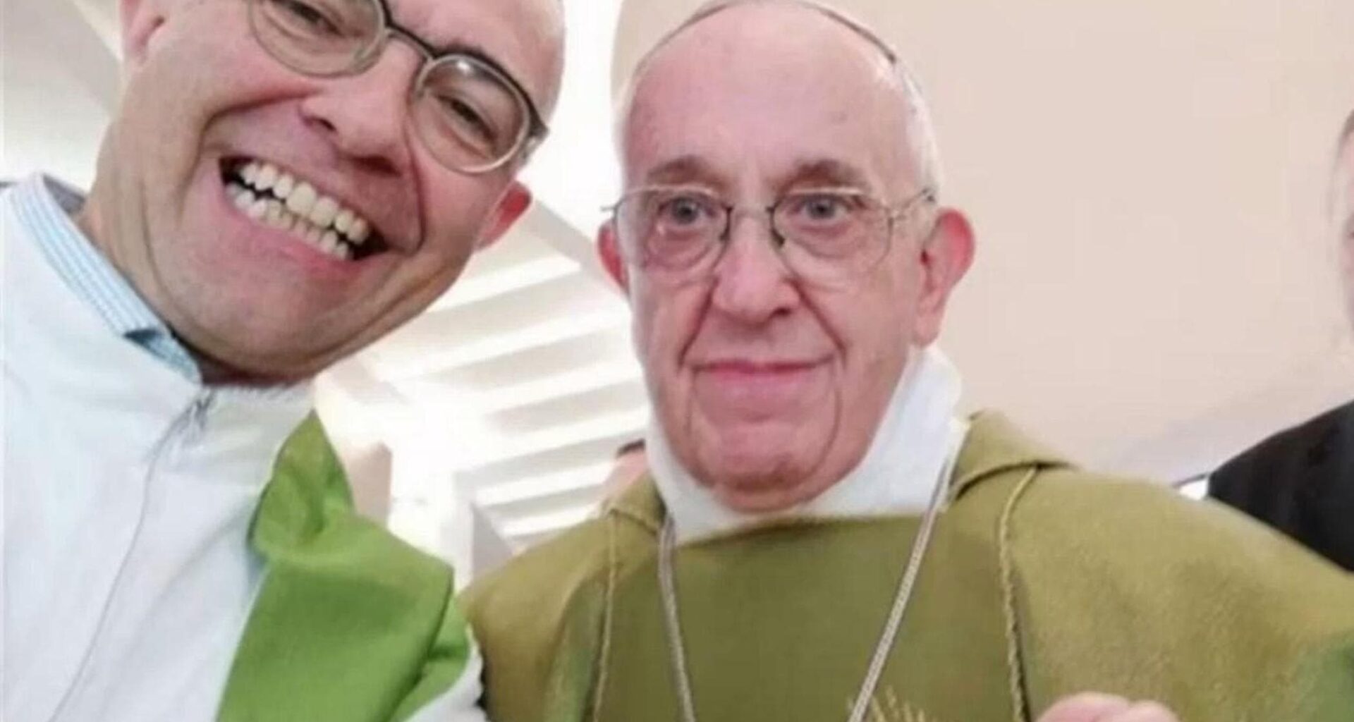 Chi è Don Capovilla, il parroco di Mestre bloccato a Tel Aviv per ragioni di “sicurezza nazionale” - la Repubblica