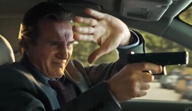 Una pallottola spuntata, un personaggio del film è ispirato a Elon Musk? Arriva la risposta di uno degli sceneggiatori