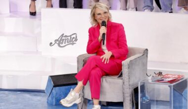 Amici, noto cantautore italiano verso il talent show?: "Se Maria chiama, io sono pronto"