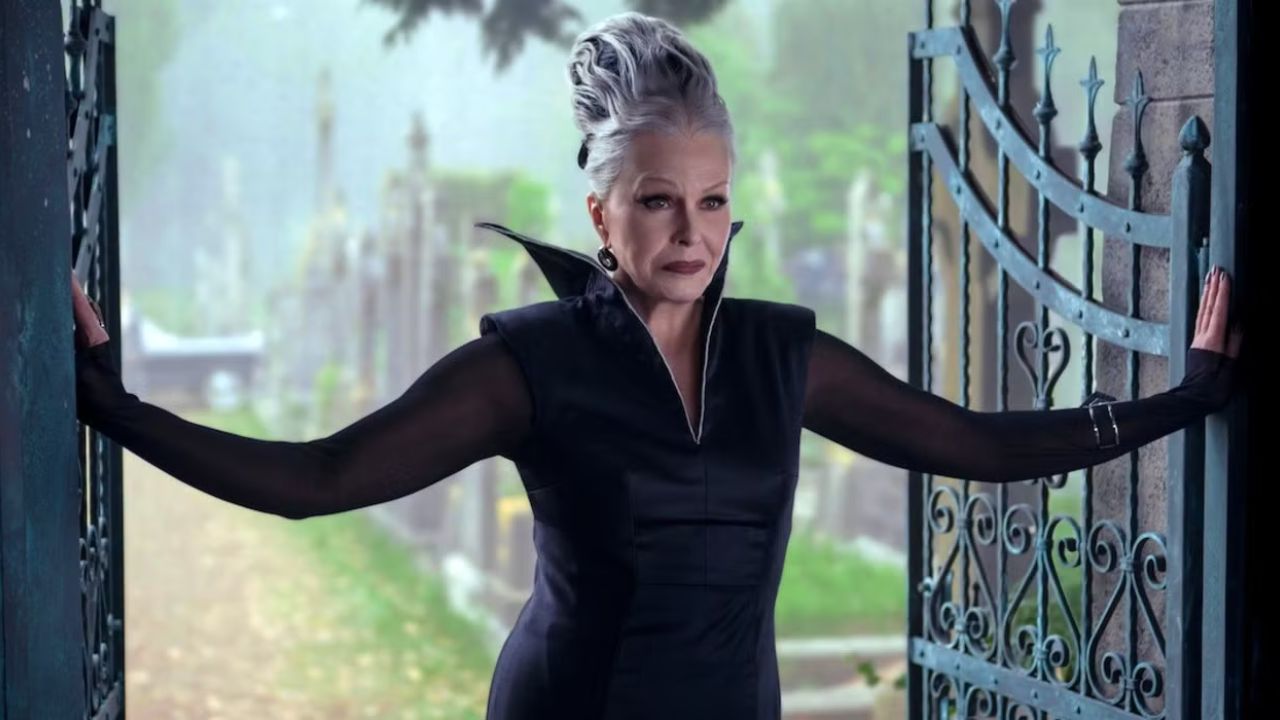 Mercoledì 2 introduce Nonna, lo showrunner anticipa il suo impatto sulla trama