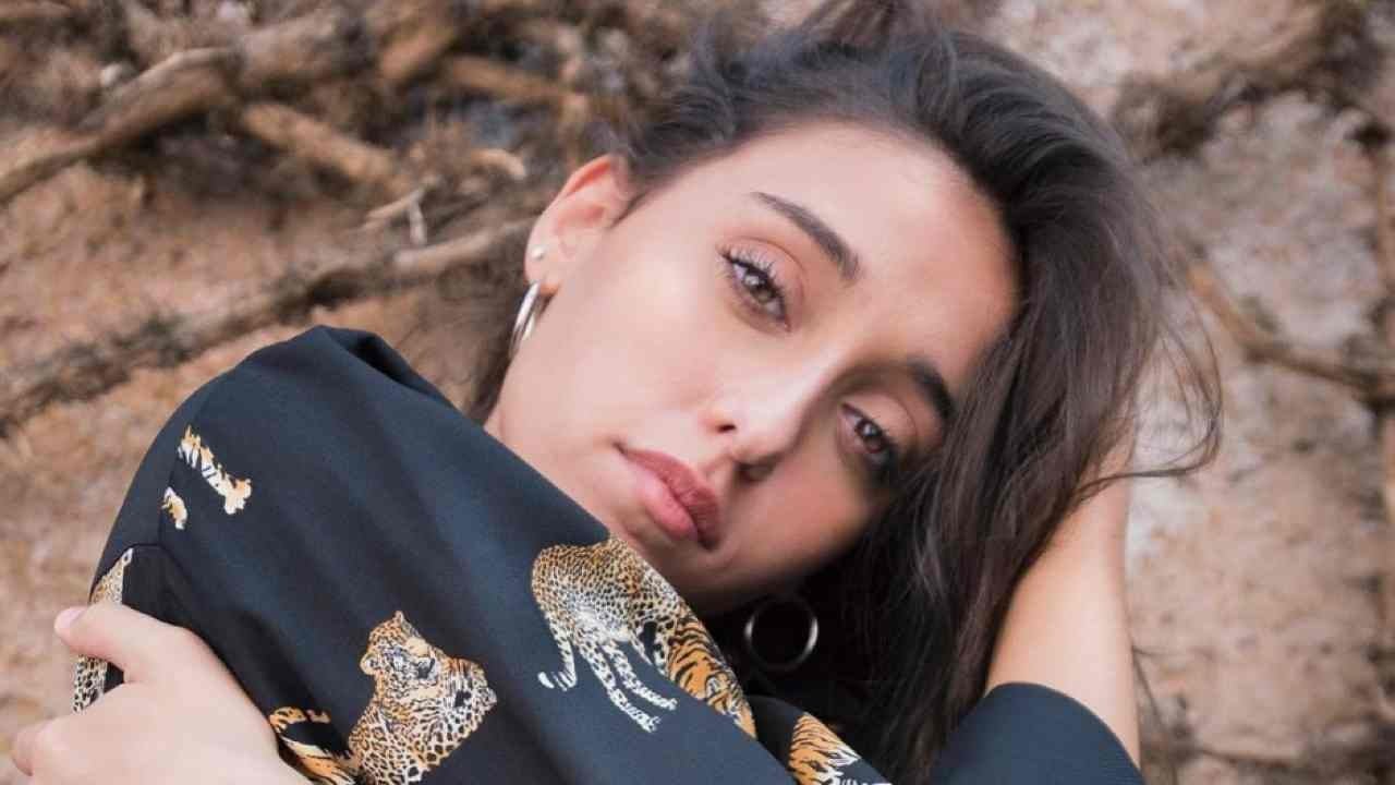 Amici, Giulia Stabile accusata di aver esagerato con i ritocchi estetici: arriva la replica della ballerina!