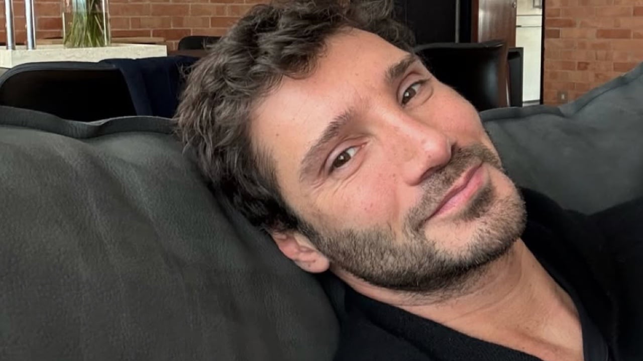 Stefano De Martino, rubate e diffuse immagini private del presentatore di Affari Tuoi