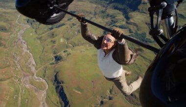 Mission: Impossible 8, Tom Cruise rivela quale acrobazia gli ha quasi rotto la schiena