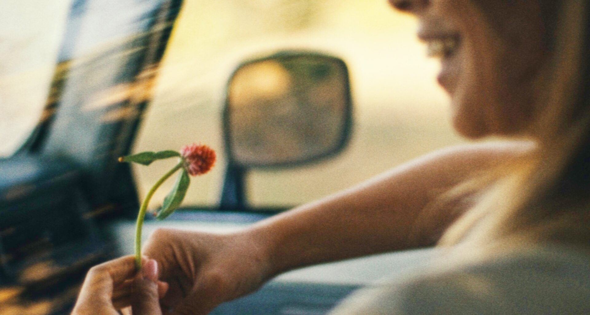 Sweet Home: il corto WeShort su un amaro ritorno a casa, da vedere ora su Comingsoon.it