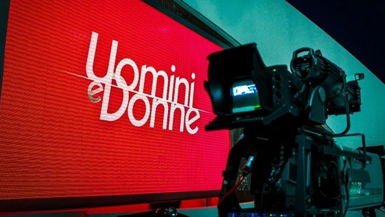 Uomini e Donne, anticipazioni della prima puntata: un amatissimo ex tronista passa al trono over