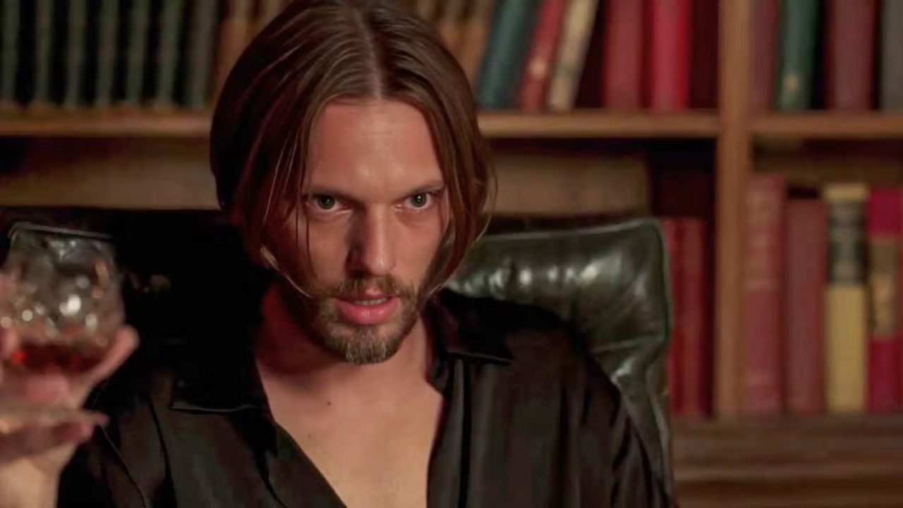 Witchboard, Jamie Campbell Bower non direbbe di no ad un sequel del remake horror