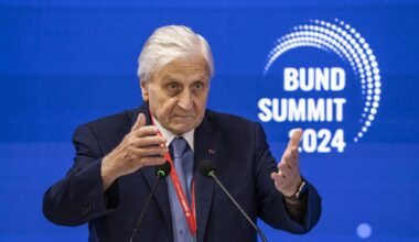L’allarme di Jean-Claude Trichet: “Ha ragione Draghi. L’Ue un nano fra Usa e Cina” - la Repubblica