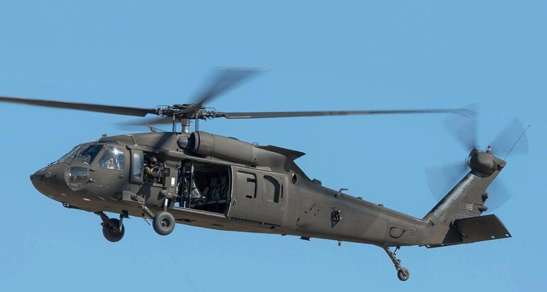 Colombia, narcos abbattono un elicottero Black Hawk della polizia con un drone: sei agenti morti